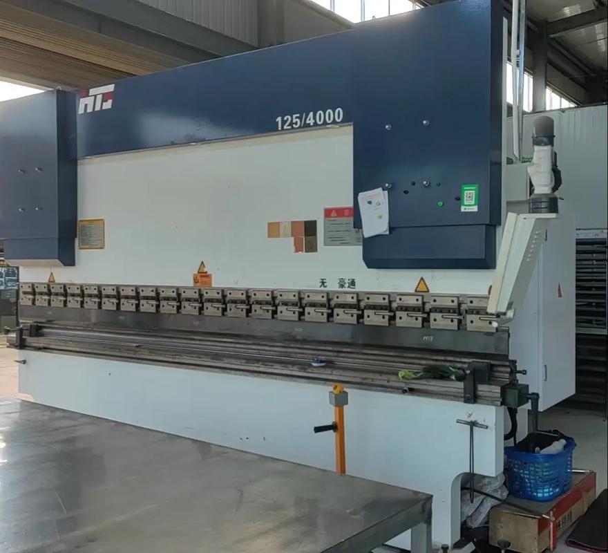 石家莊折彎機數控系統維修 | 解決問題的關鍵在于及時維護和優化